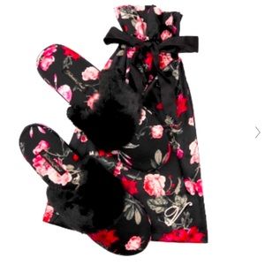 M(7-8) Vs Victoria’s Secret satin slippers faux fur trim black &pink peonies